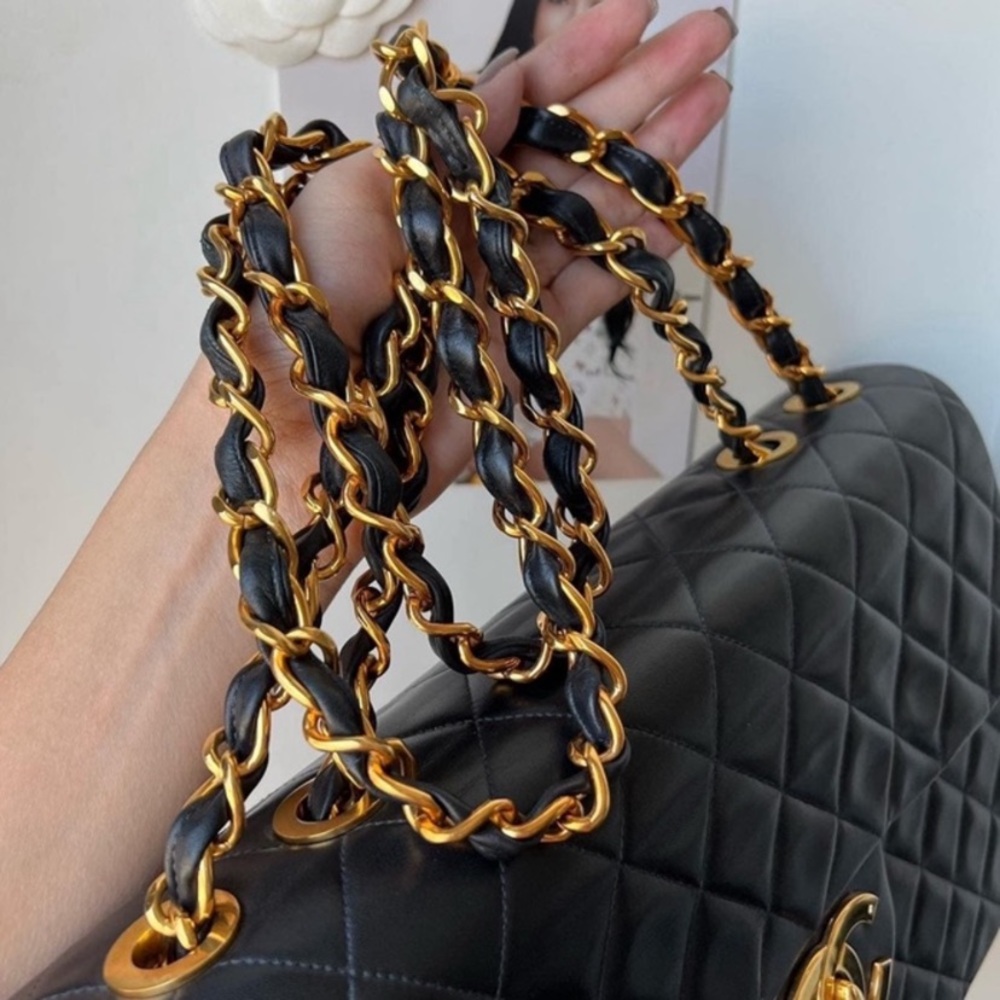 Black Friday deal🔥 Chanel Large CC Maxi flap Black& 24k Gold plated Hardware - Picture 8 of 15